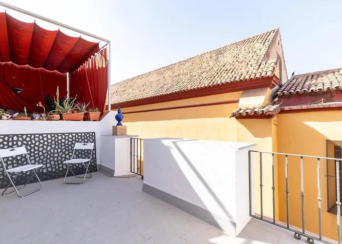 House Sevillana Parking