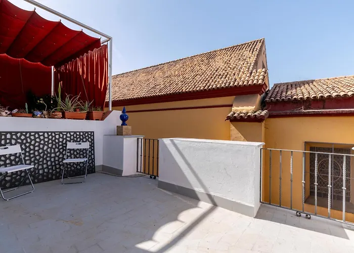 House Sevillana Parking